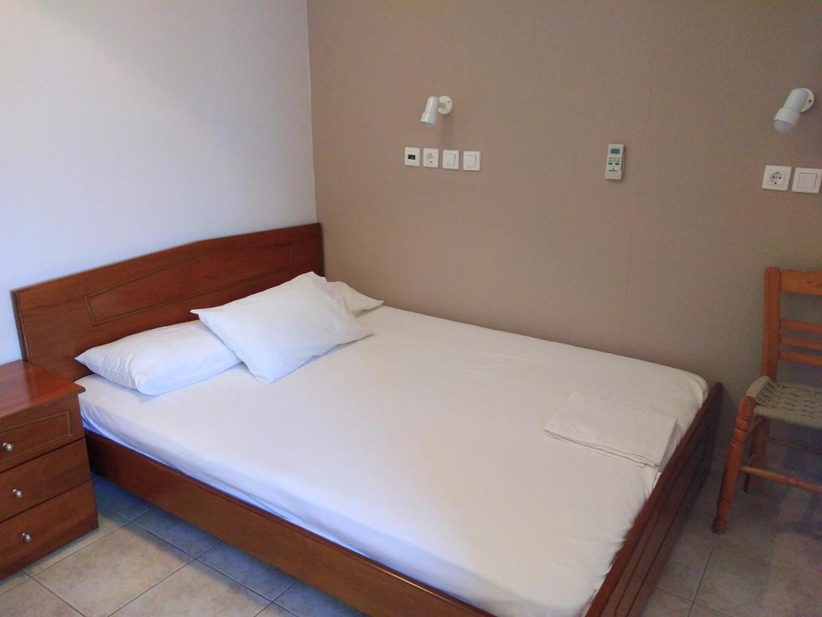 Rooms-Studio Anagnostou Лутра-Едіпсу Екстер'єр фото